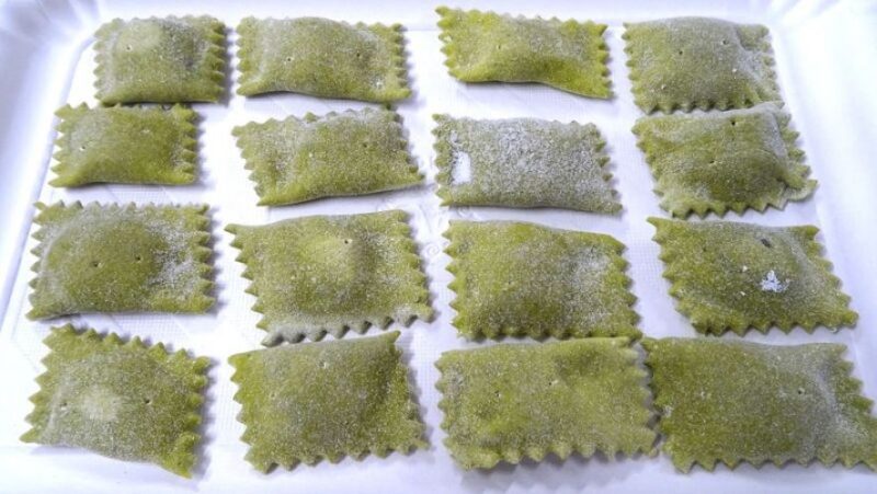 Tortelli con Pasta agli Spinaci