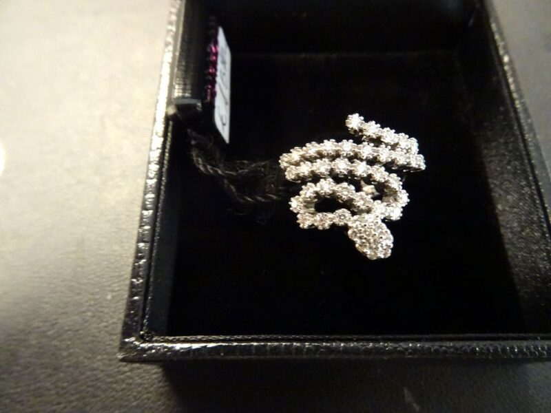 Anello Oro Be diamanti a forma di serpenteianco e Diamanti a Forma Serpente